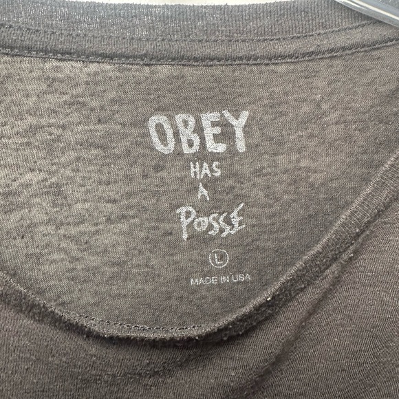 Obey Gray Tee with Floral Logo - Picture 4 of 5